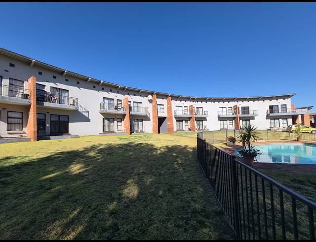 2 BEDROOM APARTMENT FOR SALE IN RYNFIELD